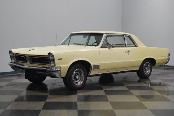 1965 Pontiac Le Mans nicely restored 74276 Miles