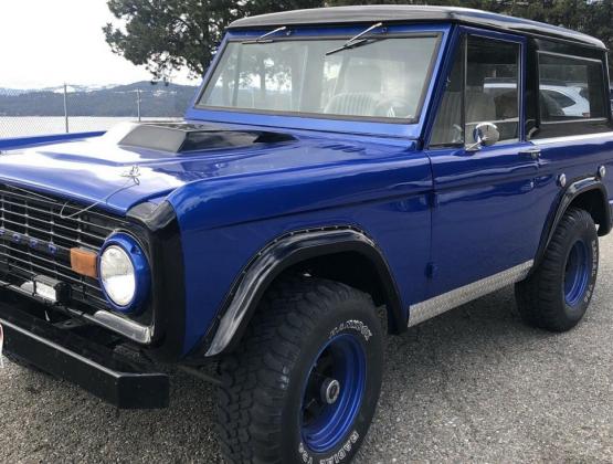 1966 Ford Bronco 351w Engine 8 Cyl Blue