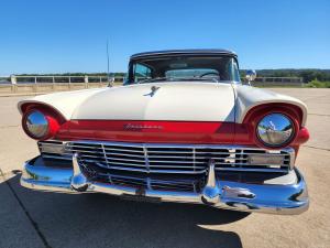 1957 Ford Fairlane 312 V8 Automatic New Interior No Rust