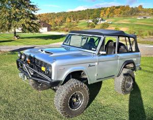 1971 Ford Bronco Convertible Hard Top 301 horsepowerC4 Auto
