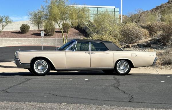 1967 Lincoln Continental Convertible Sedan Gasoline