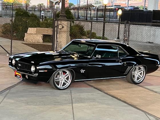 1969 Chevrolet Camaro TKO 5 speed manual transmission