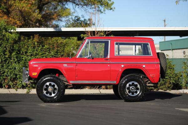 1969 Ford Bronco 302 V8 Engine Gasoline