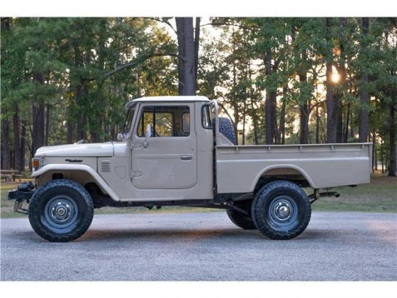 1977 Toyota HJ45 1977 HJ45 Landcruiser Diesel AC 4 speed manual