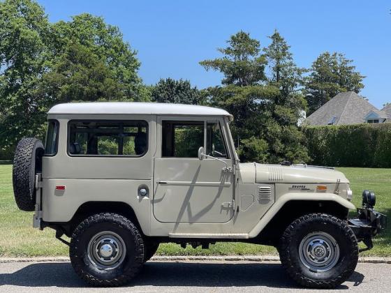 1971 Toyota FJ Cruiser Four Wheel Drive Automatic 6 Cylinder