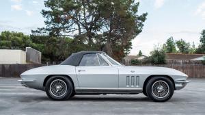 1966 Chevrolet Corvette 327 V8 4 Speed Clean Silver