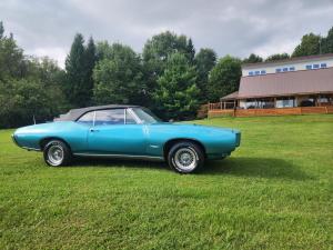 1968 Pontiac GTO 8 cylinders and 360 horsepower