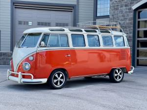 1972 Volkswagen Type II Completely Restored 1600CC Engine 23 Window Deluxe
