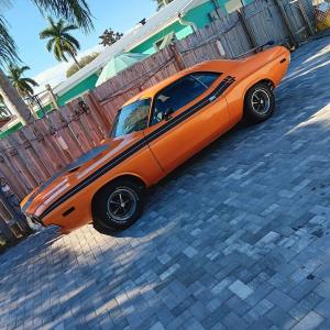 1973 Dodge Challenger Clean Title 383 stroker Engine