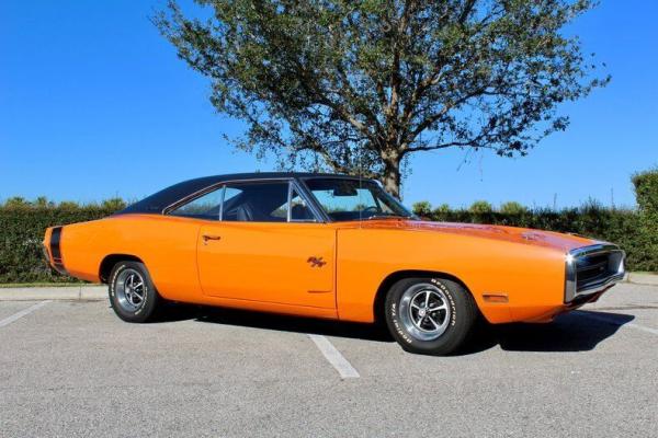 1970 Dodge Charger 4 Speed Pistol Grip Hatchback